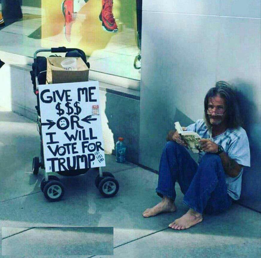 گدای آمریکایی: یا 5 دلار به من بدهید یا به ترامپ رای خواهم داد!!